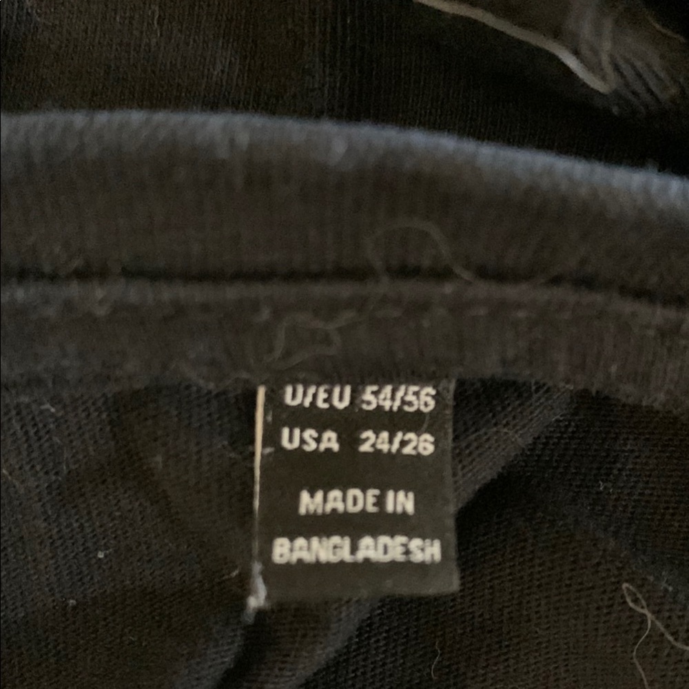 Ulla Popken size 24/26 Classic Black V-Neck Women's Top - Picture 6 of 7